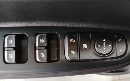 KIA Rio IV, 2020 год, 2 000 000 рублей, 21 фотография