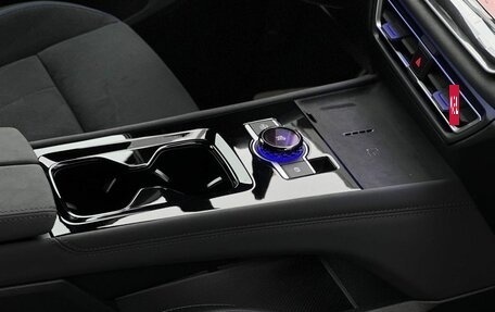 Volkswagen Tiguan, 2026 год, 5 090 000 рублей, 29 фотография