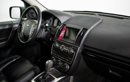 Land Rover Freelander II рестайлинг 2, 2013 год, 1 670 000 рублей, 10 фотография