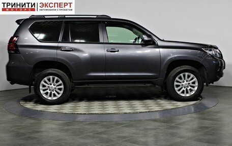 Toyota Land Cruiser Prado 150 рестайлинг 2, 2018 год, 4 697 000 рублей, 4 фотография