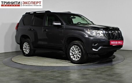 Toyota Land Cruiser Prado 150 рестайлинг 2, 2018 год, 4 697 000 рублей, 3 фотография