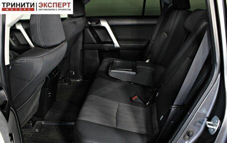 Toyota Land Cruiser Prado 150 рестайлинг 2, 2018 год, 4 697 000 рублей, 16 фотография