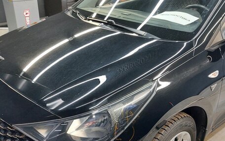 Hyundai Solaris II рестайлинг, 2021 год, 1 500 000 рублей, 3 фотография