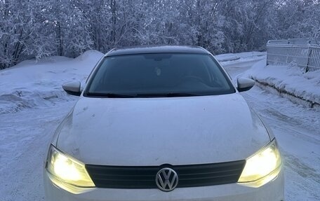Volkswagen Jetta VI, 2012 год, 736 000 рублей, 1 фотография