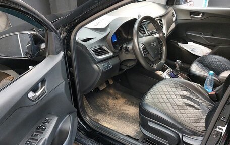 Hyundai Solaris II рестайлинг, 2021 год, 1 500 000 рублей, 10 фотография