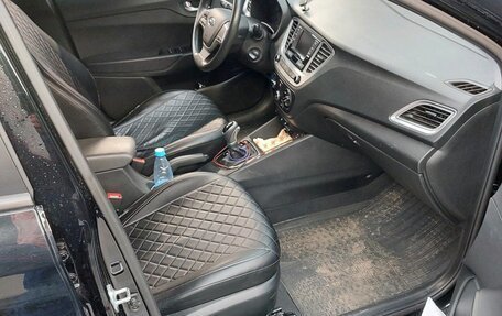 Hyundai Solaris II рестайлинг, 2021 год, 1 500 000 рублей, 30 фотография