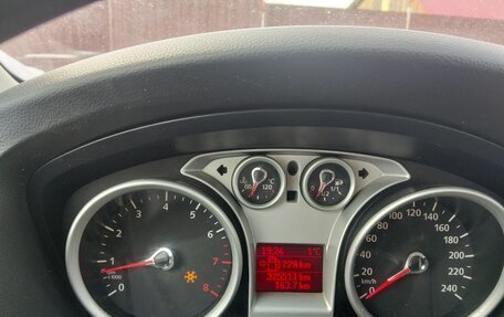 Ford Focus II рестайлинг, 2011 год, 415 000 рублей, 6 фотография