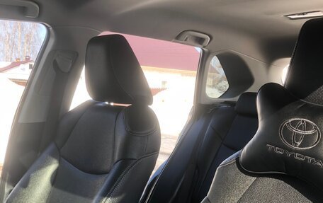 Toyota RAV4, 2019 год, 3 100 000 рублей, 5 фотография