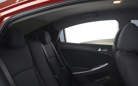 Hyundai Solaris II рестайлинг, 2011 год, 860 000 рублей, 6 фотография