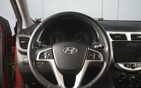 Hyundai Solaris II рестайлинг, 2011 год, 860 000 рублей, 11 фотография
