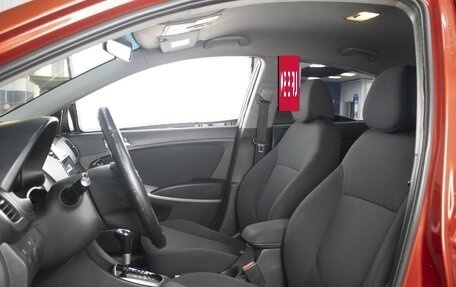 Hyundai Solaris II рестайлинг, 2011 год, 860 000 рублей, 8 фотография