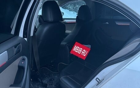 Volkswagen Jetta VI, 2012 год, 736 000 рублей, 7 фотография