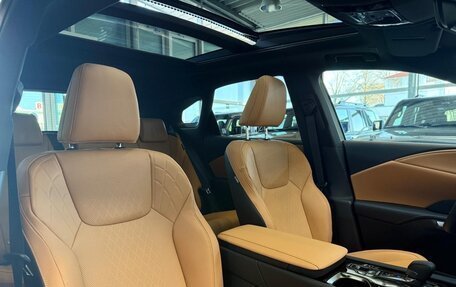 Lexus RX IV рестайлинг, 2025 год, 14 690 000 рублей, 8 фотография