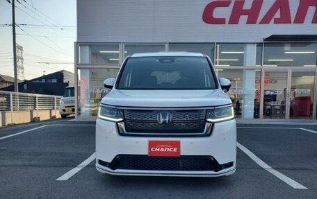 Honda Stepwgn, 2022 год, 2 219 000 рублей, 2 фотография