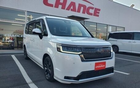 Honda Stepwgn, 2022 год, 2 219 000 рублей, 3 фотография