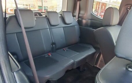 Honda Stepwgn, 2022 год, 2 219 000 рублей, 11 фотография