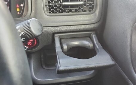 Honda Stepwgn, 2022 год, 2 219 000 рублей, 24 фотография