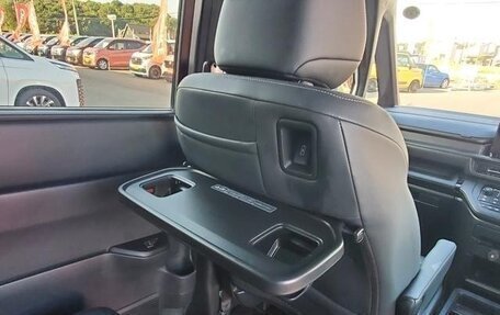 Honda Stepwgn, 2022 год, 2 219 000 рублей, 28 фотография