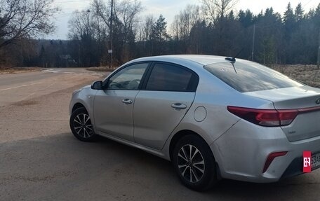 KIA Rio IV, 2017 год, 1 250 000 рублей, 3 фотография