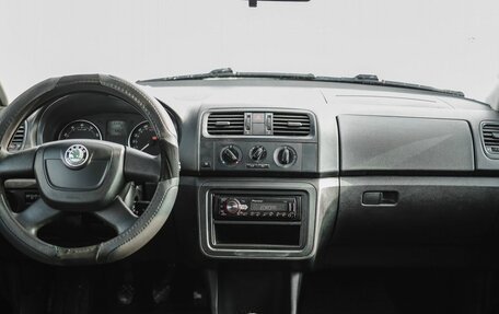 Skoda Fabia II, 2012 год, 529 000 рублей, 8 фотография