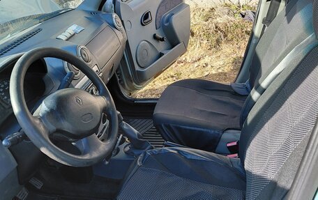 Renault Logan I, 2006 год, 200 000 рублей, 18 фотография