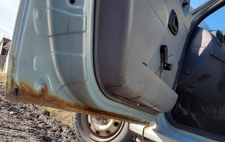 Renault Logan I, 2006 год, 200 000 рублей, 13 фотография