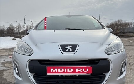 Peugeot 308 II, 2011 год, 785 000 рублей, 4 фотография
