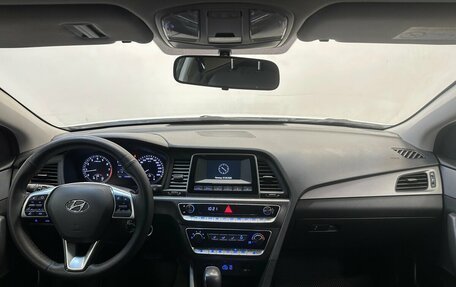 Hyundai Sonata VII, 2019 год, 1 640 000 рублей, 5 фотография