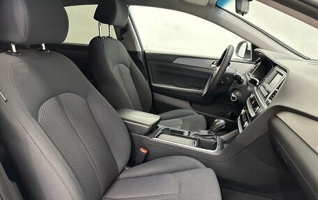 Hyundai Sonata VII, 2019 год, 1 640 000 рублей, 12 фотография