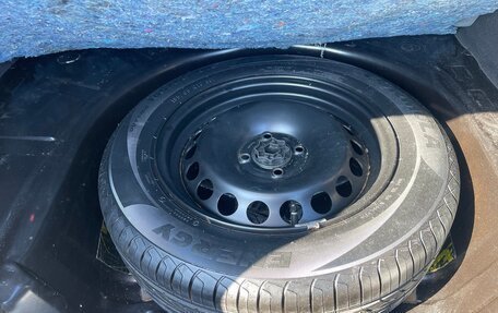 Renault Logan II, 2015 год, 720 000 рублей, 3 фотография