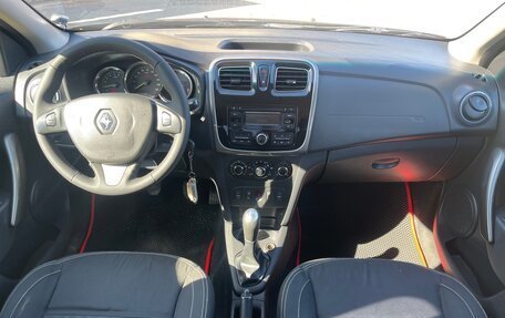 Renault Logan II, 2015 год, 720 000 рублей, 2 фотография