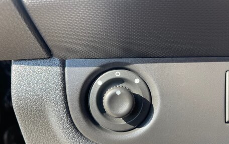 Renault Logan II, 2015 год, 720 000 рублей, 8 фотография