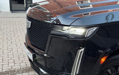 Cadillac Escalade V, 2022 год, 10 000 000 рублей, 4 фотография