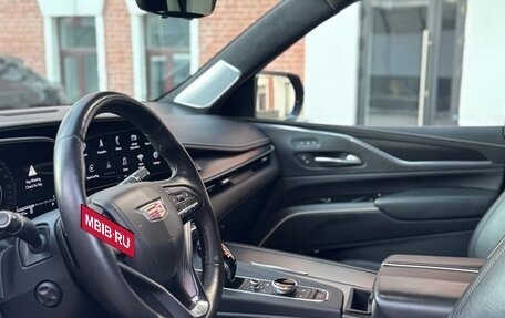 Cadillac Escalade V, 2022 год, 10 000 000 рублей, 7 фотография