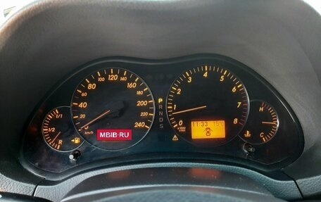 Toyota Avensis III рестайлинг, 2006 год, 725 000 рублей, 12 фотография