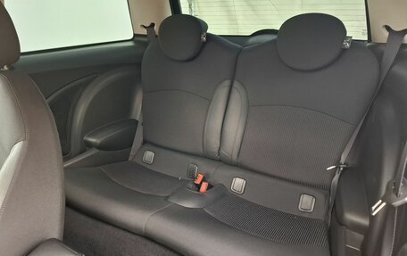 MINI Hatch, 2010 год, 1 100 000 рублей, 11 фотография