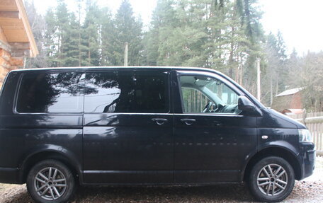 Volkswagen Caravelle T5, 2011 год, 1 970 000 рублей, 4 фотография