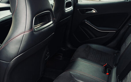 Mercedes-Benz GLA, 2015 год, 2 300 000 рублей, 5 фотография