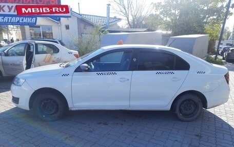 Skoda Rapid I, 2018 год, 700 000 рублей, 4 фотография