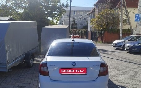 Skoda Rapid I, 2018 год, 700 000 рублей, 2 фотография