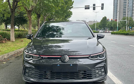 Volkswagen Golf VIII, 2022 год, 1 890 000 рублей, 2 фотография