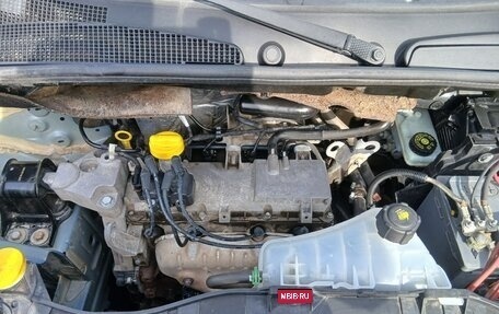 Renault Kangoo II рестайлинг, 2011 год, 600 000 рублей, 9 фотография