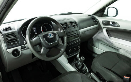 Skoda Yeti I рестайлинг, 2013 год, 696 585 рублей, 11 фотография