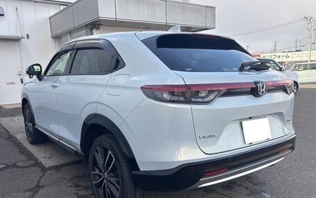 Honda Vezel, 2022 год, 1 984 000 рублей, 6 фотография