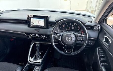 Honda Vezel, 2022 год, 1 984 000 рублей, 20 фотография