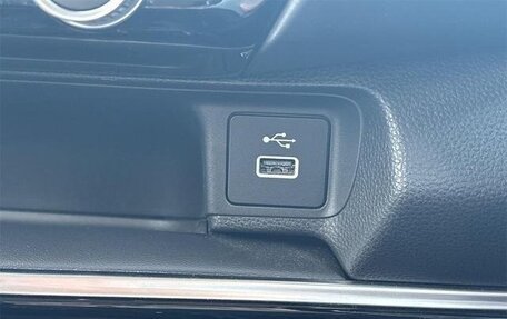 Honda Vezel, 2022 год, 1 984 000 рублей, 28 фотография