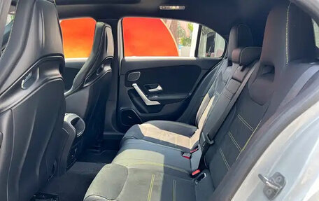 Mercedes-Benz A-Класс, 2021 год, 2 150 000 рублей, 14 фотография