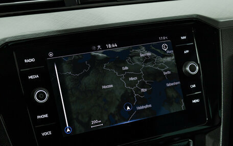 Volkswagen Passat B8 рестайлинг, 2019 год, 2 250 000 рублей, 16 фотография