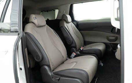 KIA Carnival, 2025 год, 6 098 999 рублей, 8 фотография