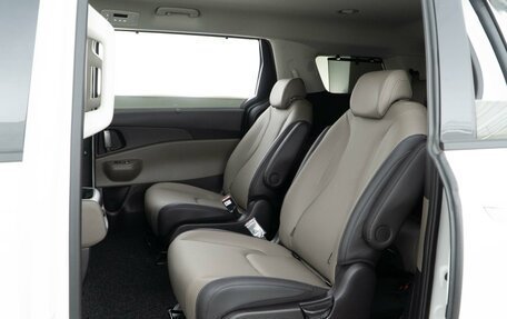 KIA Carnival, 2025 год, 6 098 999 рублей, 11 фотография